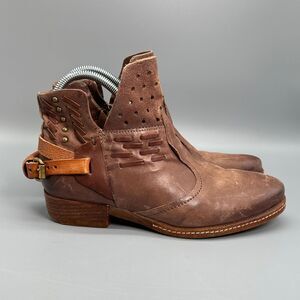 A.S 98 Ankle Boots Womens Size 7 EUR 38 Shoe Brown Side Zip Orange Buckle Bootie